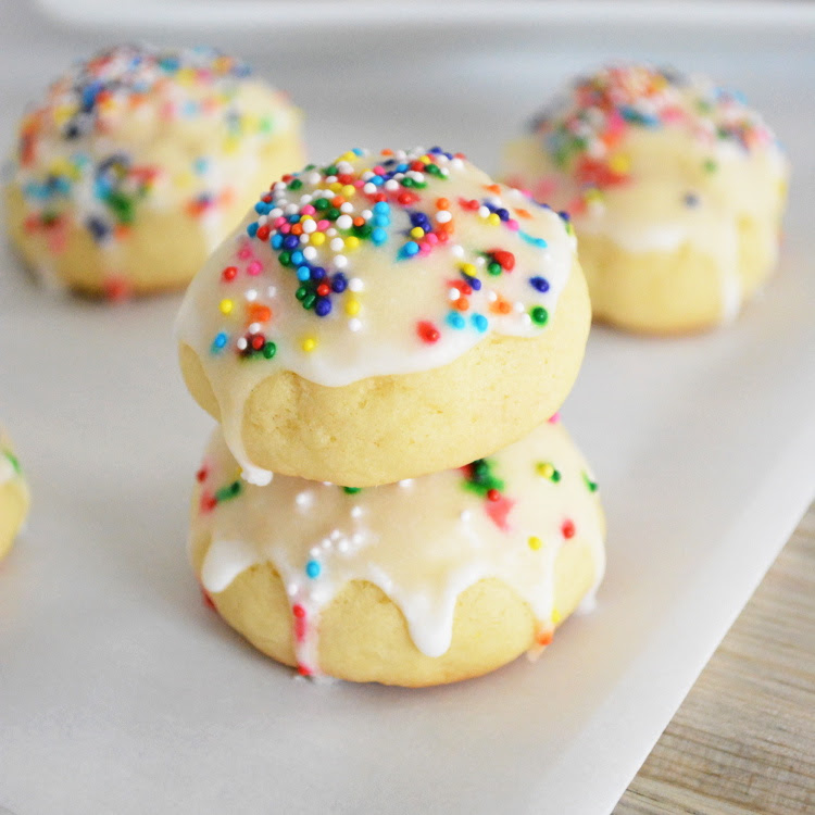 These cookies are very easy to make and are great for any cookie table, especially around the holidays, and go especially well with your afternoon cup of tea (or coffee). Italian Anisette Cookiescooking And Beer