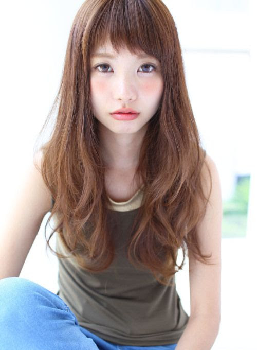 髪型 40代 女性 ロング 前髪 Mariami Kapanadze