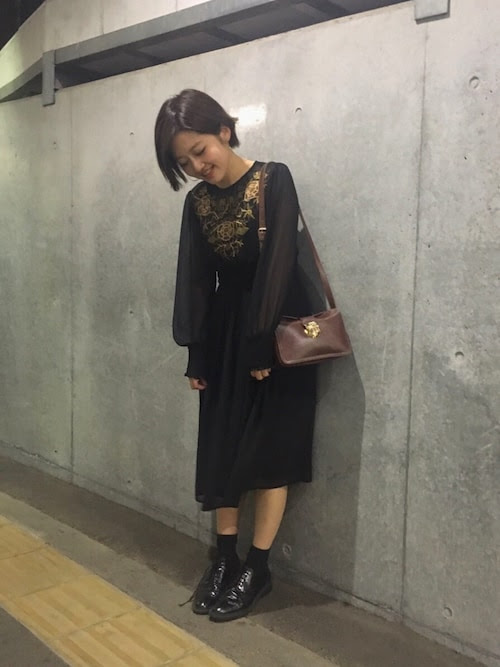 Vi Dụ Học Ngầm Zara ドレス グリーン