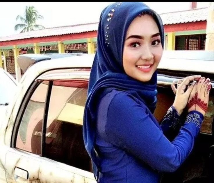 Hijabista Zeinab Whotwi
