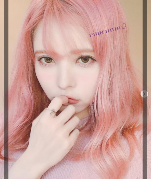 ロイヤリティフリーピンク 髪色 画像 最高の花の画像