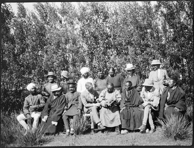 Lunch party at Gyantse Dak Bungalow