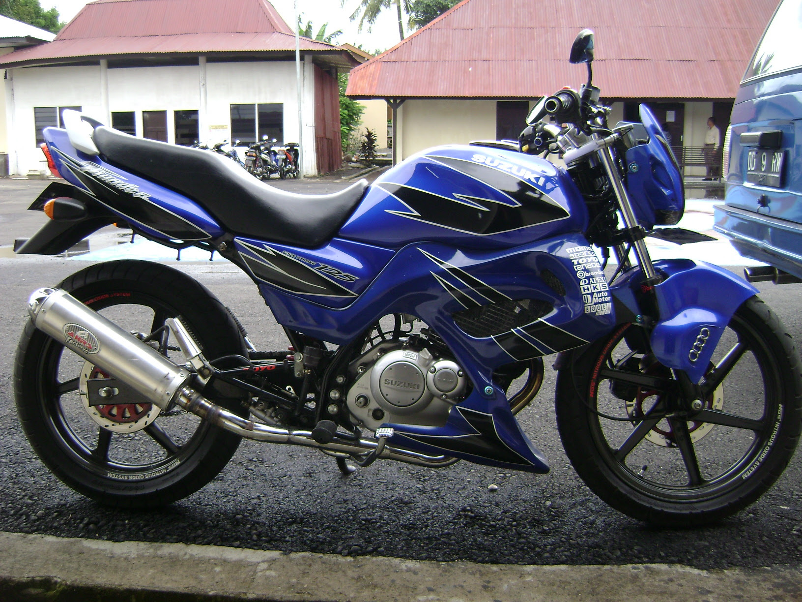 Foto-Foto Modifikasi Suzuki Thunder