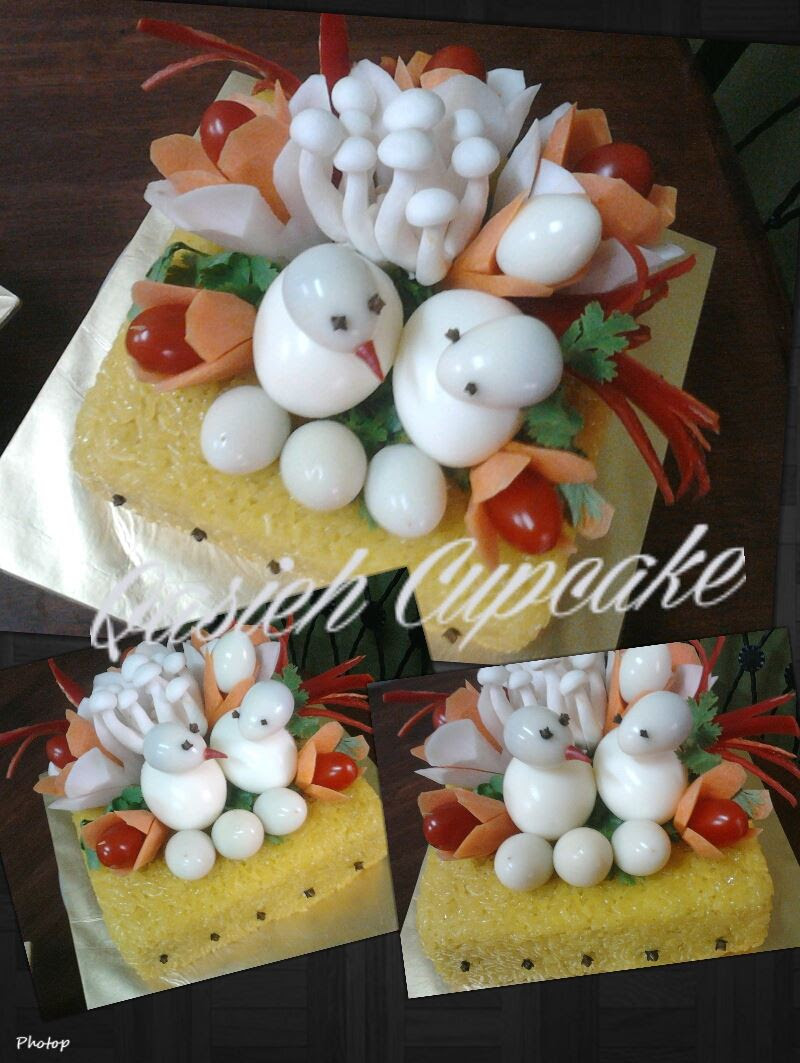Qasieh Cupcake ♥: Pulut Kuning Kahwin 3 Tingkat