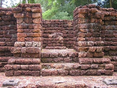 BELAJAR SEJARAH SPM: Candi Lembah Bujang