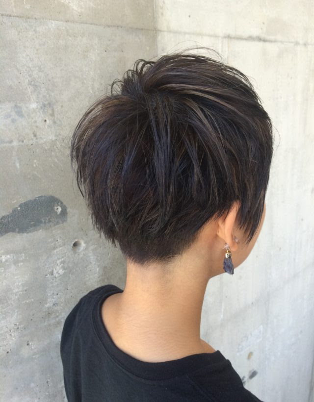 いろいろ ベリーショートヘアカラー ショート ハイ ライト 黒髪 Divergindorn