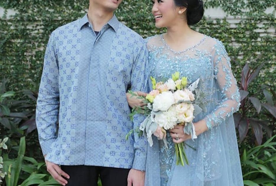Info Terbaru Baju  Kebaya Tunangan  Couple  Fashion Batik 