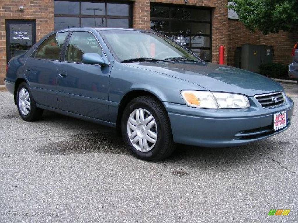 Hi i hav a 2002 toyota camry 2.0,i want to install a new rim.i hav 2 rims to chose frm,im in the process of buying it n im not sure which of the 2 will fit.rims specs a: How Tall Are 275 55r20 Tires 2000 Toyota Camry Le V6 Tire Size