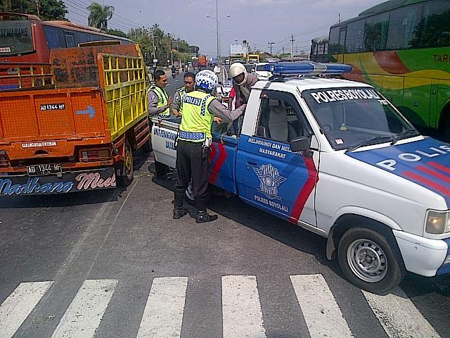  modifikasi  Modifikasi Mobil Truk Engkel 