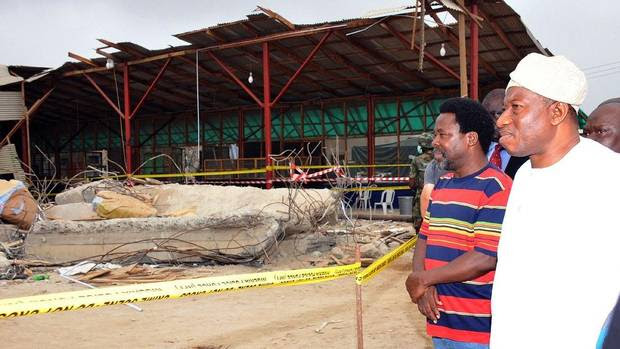Some stranded members of the scoan at the church • tb joshua's death was announced on facebook, through his official facebook page • reports show that his church people has seen many followers of the prophet gathering there Synagogue Building Collapse Are We Still The Giant Of Africa By Anjuwon Oluwole A Omojuwa Com