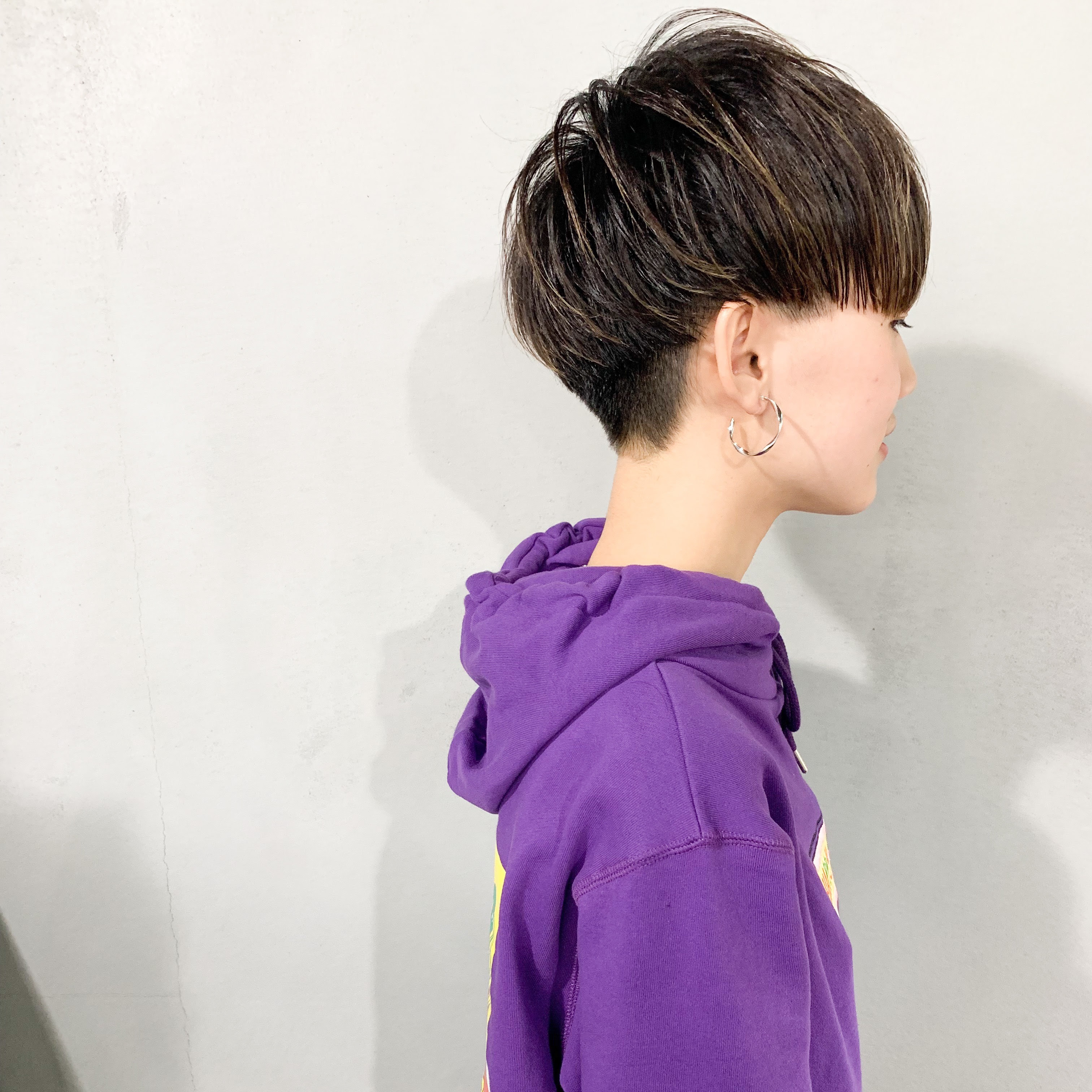 髪型 トップ100刈り上げ ベリー ショート 女