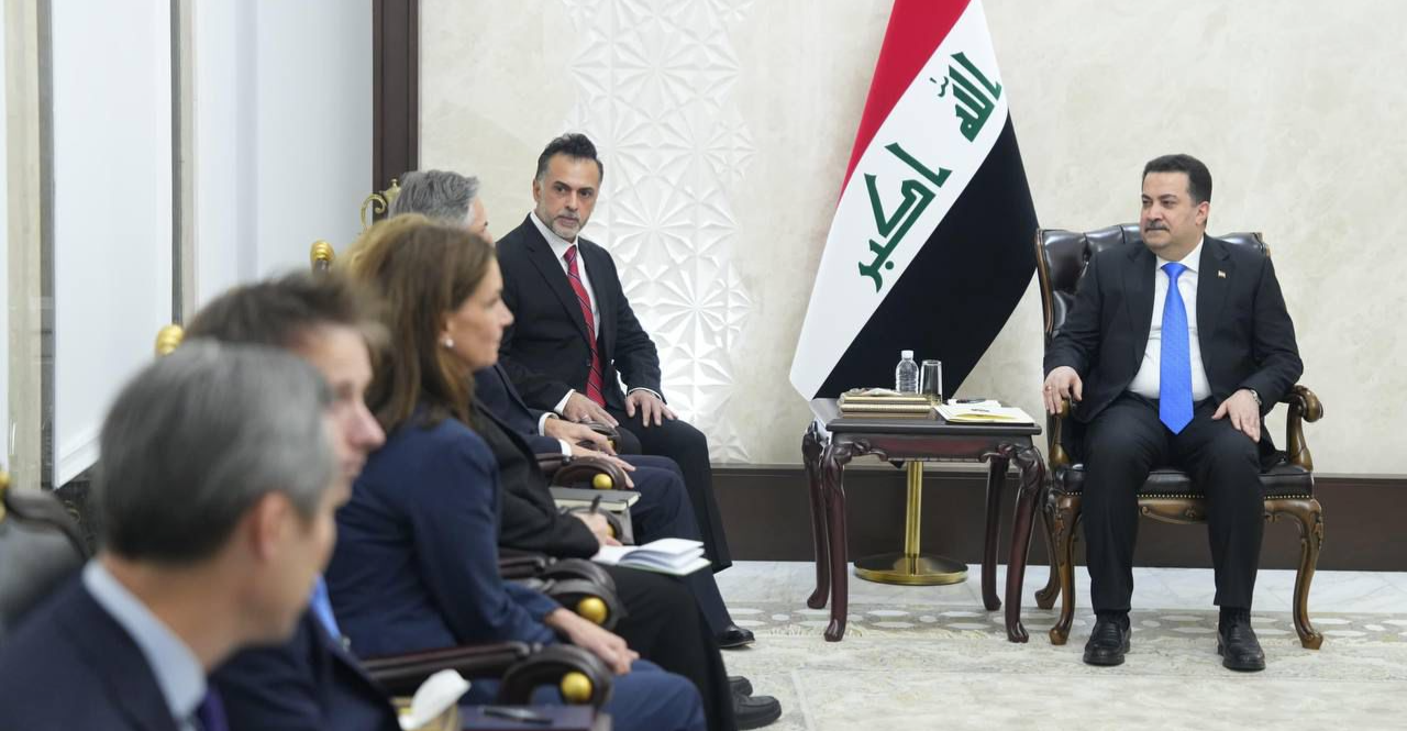 An "unannounced" visit and a surprise landing in Baghdad.. Blinken to Al-Sudani: We are committed to supporting Iraq