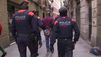 Detenció d'un dels "superiors" que controlava la xarxa de narcopisos del Raval, fa una setmana a Barcelona