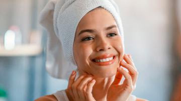 Skinimalismo, cómo cuidar la piel con los mínimos productos 