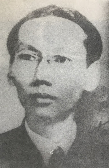 Vua Duy Tân những năm 1930. Ảnh tư liệu in trong cuốn Vua Duy Tân.