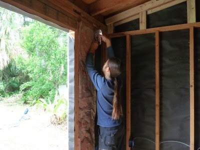 How to insulate a garden shed