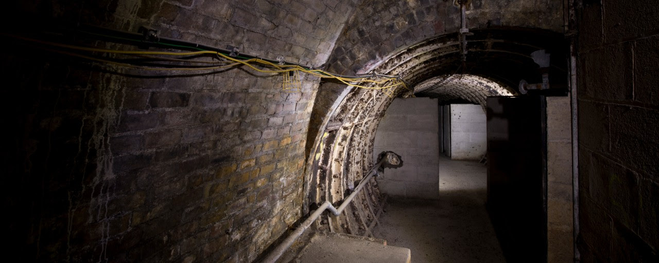 A tunnel at King William Street station