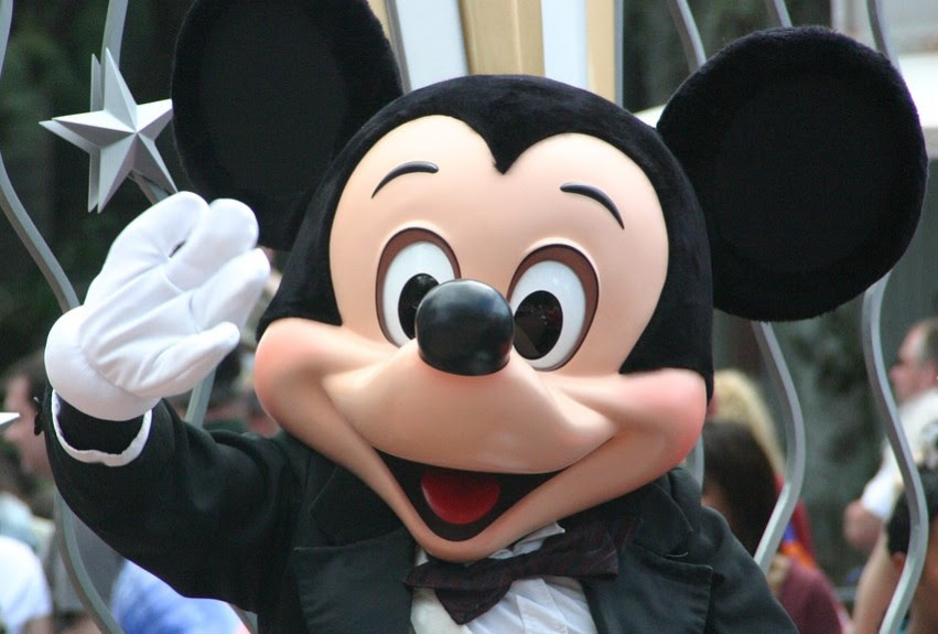 ディズニー画像ランド 50 ディズニー 貸切 いくら