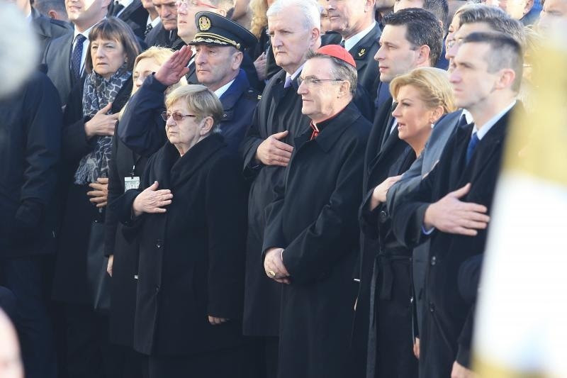 From Left: Hero, Dr Vesna Bosanac of Vukovar Hospital 1991 Cardinal Josip Bozanic, Archbishop of Zagreb, Kolinda Grabar-Kitarovic, President of Croatia Ivan Penava, Mayor of Vukovar at Vukovar 18 November 2016 Photo:Marko Mrkonjic/Pixsell 