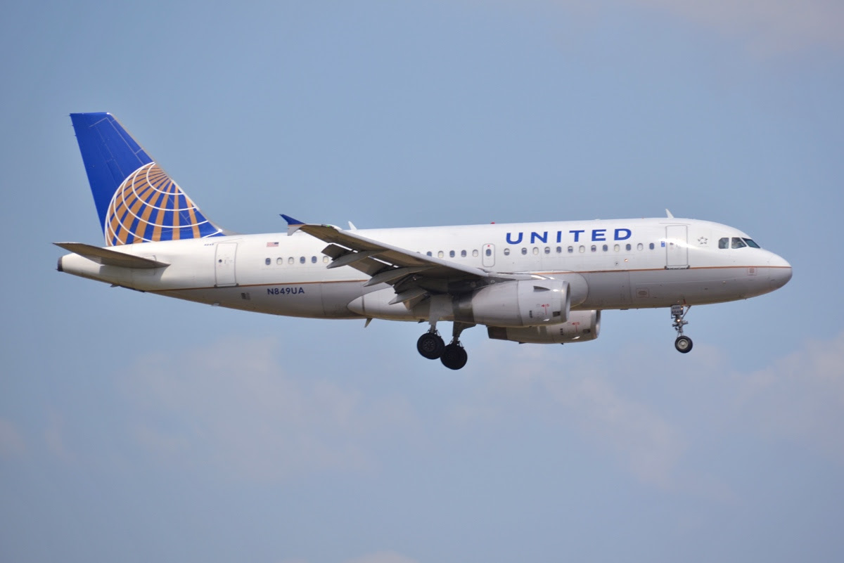 United Airlines Ticket Counter Dfw - roblox srilankan airlines on twitter