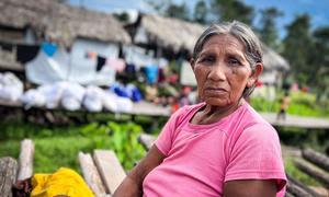 María, de 56 años, es una migrante indígena venezolana de la etnia warao en la selva amazónica del norte de Guyana. 
