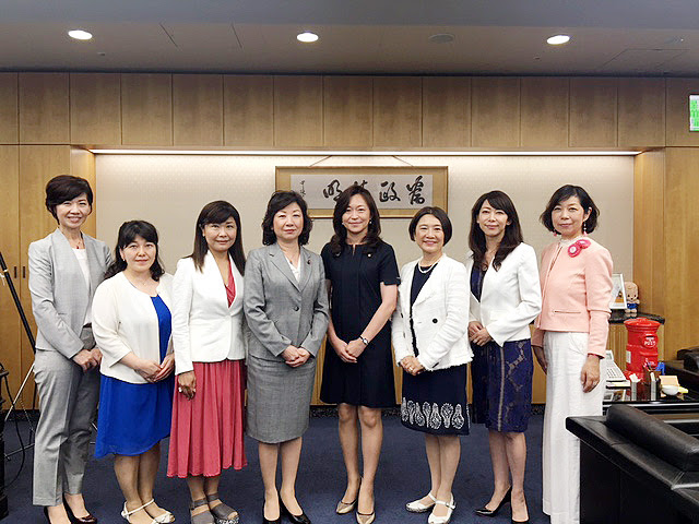 ファッショントレンド 100 Epic Best学会服装女性
