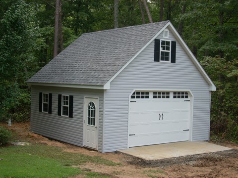 Bavaya: Building shed on concrete slab