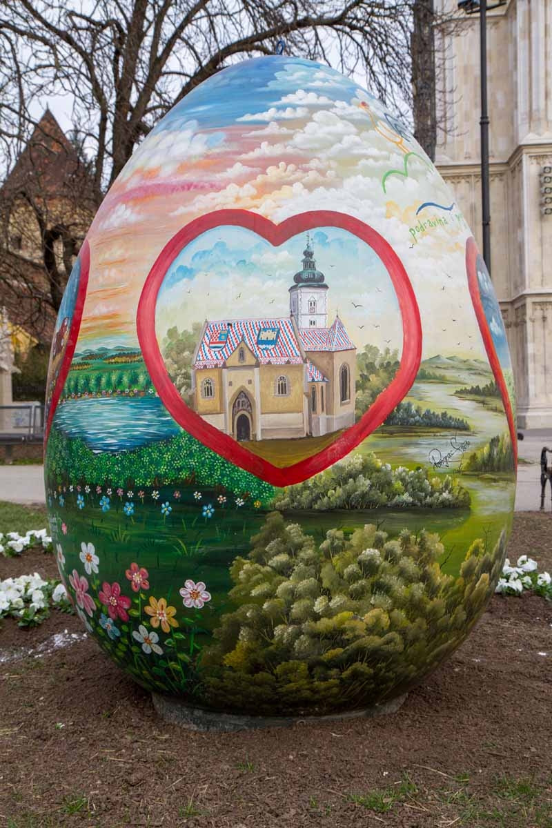Giant Easter Egg Croatia 2015 detail 2
