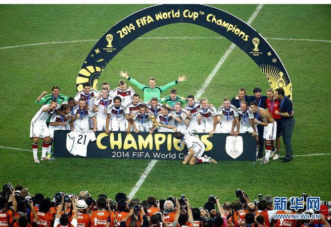 Die geschichte des deutschen fußballs hat viele große nationalmannschaften gesehen, die helden von bern (1954), münchen (1974), rom (1990) oder rio de janeiro (2014) sind allgegenwärtig. International German China Org Cn Deutschland Ist Fussball Weltmeister