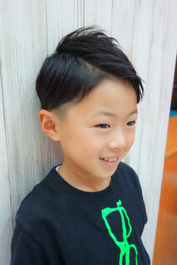 トップ100男の子 髪型 長め 幼稚園 人気のファッションスタイル