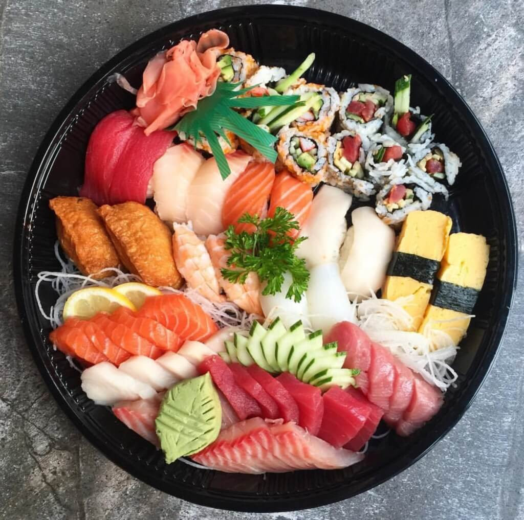In 2016 a local seafood purveyor and a small group of longtime industry workers came together with the goal of bringing a sustainable seafood restaurant and raw bar to lawrence. Fab Happenings Top Chicago Restaurant Daily Deals Fab Food Chicago