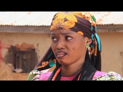 Siradin Rayuwa Hausa Novel Part 1 : Norbello Poltrone E ...