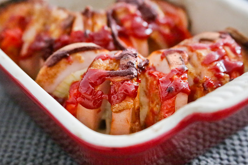 Falukorv I Ugn Swedish Sausage Gratin With Tomato Onion Cheese Swedish meatballs that are perfectly tender and spiced, served with creamy, savory, tangy gravy. partaste