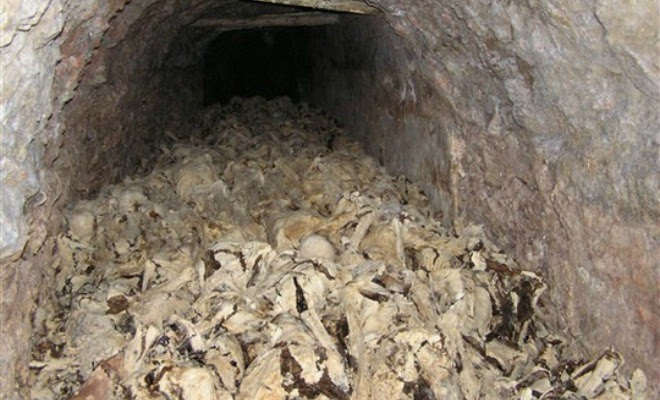 Inside Huda Pit mass grave (photo taken 2009)