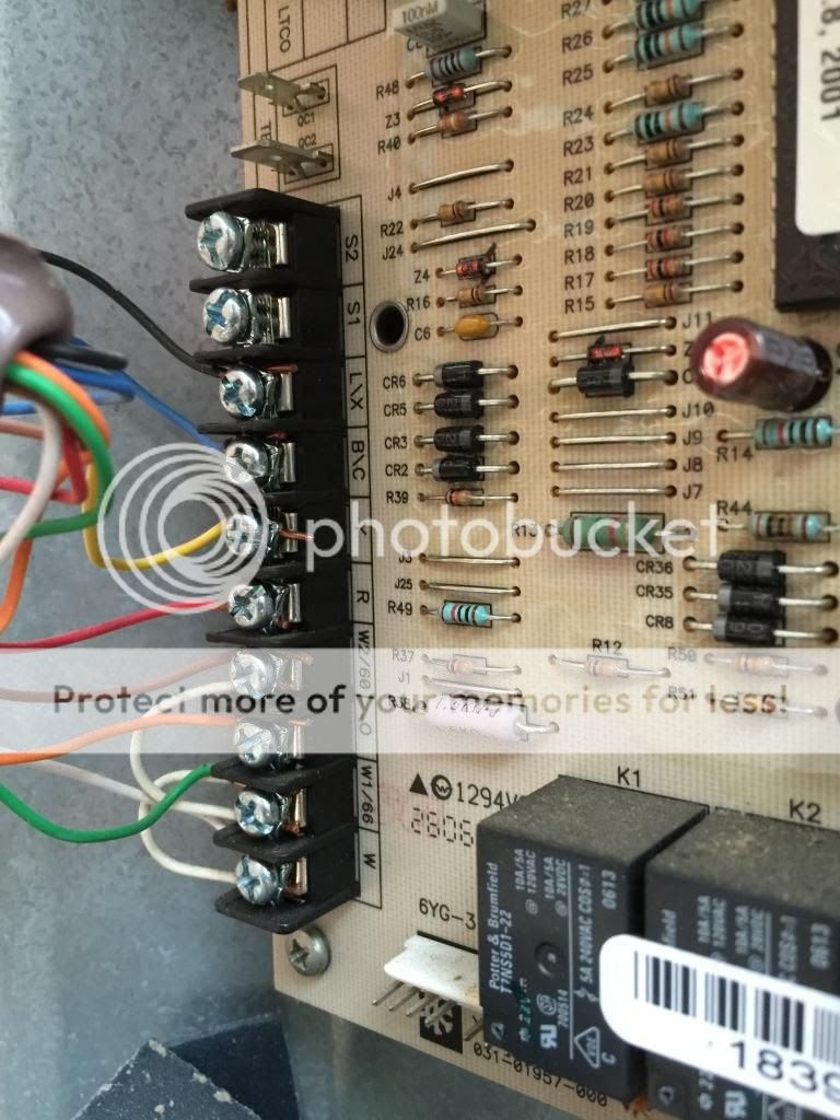 A wiring diagram is a simple visual representation of the physical connections and physical layout of your electrical system or circuit. York Heat Pump Wiring Help Doityourself Com Community Forums