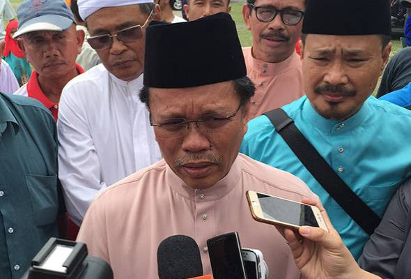 shafie apdal keluar umno