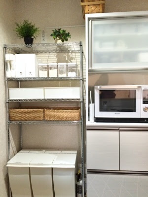 キッチン ゴミ箱 上 収納 ニトリ Kitchin