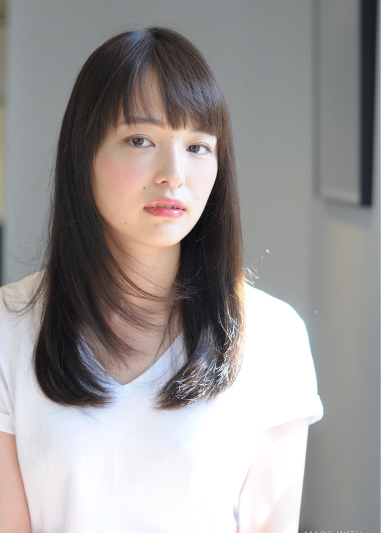 前髪 ストレート 芸能人 Farrokh Abbasi