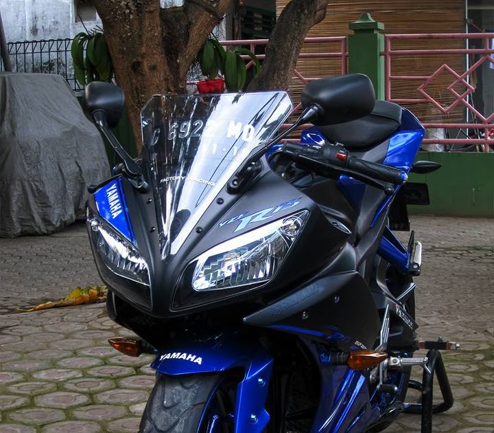 Modifikasi Warna Motor Hitam - Residence o