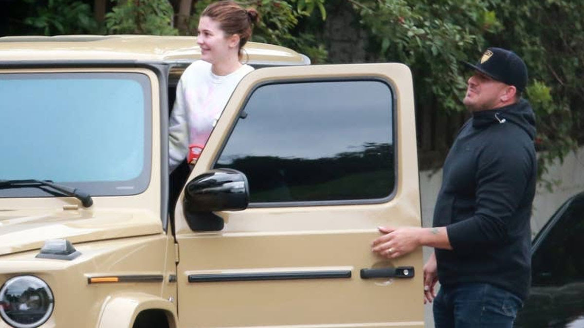 Ach, es ist kylie jenner! Kylie Jenner Paparazzi Schiesst Bild Von Kylie Ohne Makeup