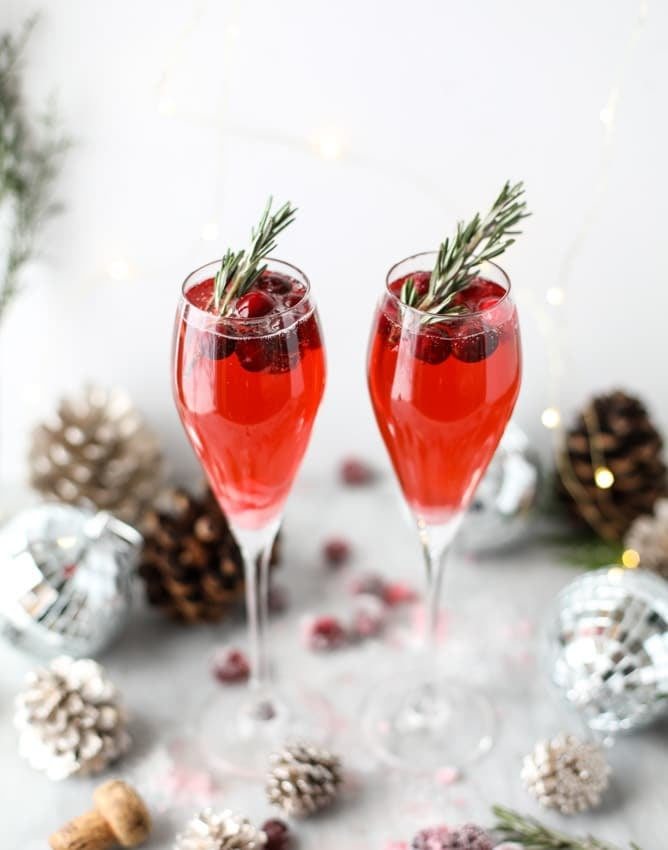 And it was actually an english scientist, christopher merret, who first mastered the according to tom stevenson , the author of christie's encyclopedia of champagne and sparkling wine , merret was more than 20 years ahead of. Christmas Mimosas Christmas Morning Mimosas
