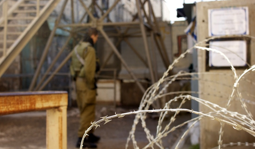 Photo Story: A checkpoint in Hebron