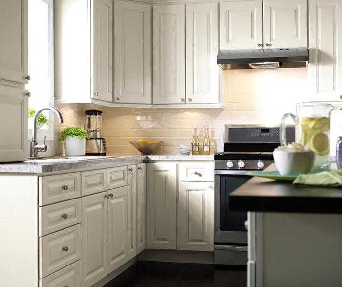 The difference is that it has a greyish or yellowish undertone. Kitchen Off White Painted Kitchen Cabinets Off White Painted Kitchen Cabinets Kitchen Cabinets Painted Off White Solid Wood Home Design Decoration