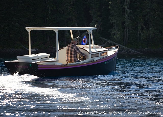 sango 25' trailable catamaran by woods designs