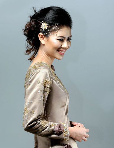 25 Top Baru Gaya Rambut  Kebaya  Modern