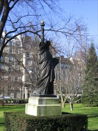 Mutiara Kehidupan: Ada 3 Patung Liberty di Dunia