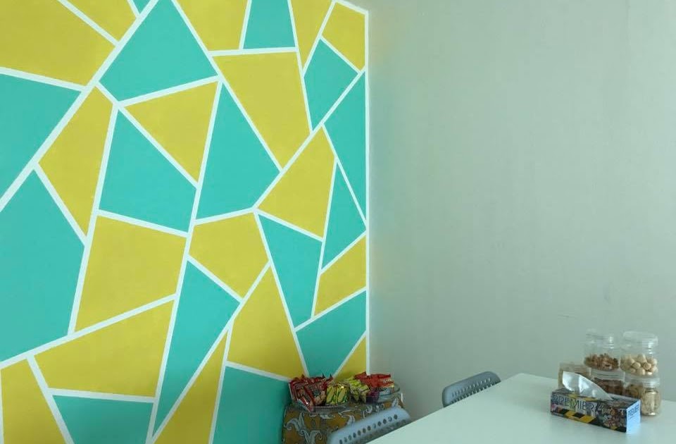 Corak Geometri Pada Dinding  Paint your house color your 