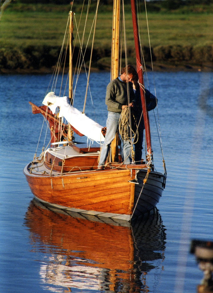 Melisa: Tell a Free canoe yawl plans