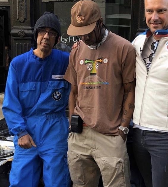 Travis Scott In Baggy Clothes : How to Style the Travis ...