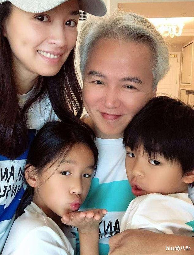 姥姥来帮忙pk冉莹颖教育两小只 邹爸爸怎么了 super mom recap【湖南卫视官方频道】. å¼ åº­å¤¸å¥³å„¿æ¼‚äº®åŽ ä¸ˆå¤«å‰å¦»ç«‹é©¬æ™'å‡ºå„¿å¥³ç…§ç‰‡ ç½'å‹ è¿™æ˜¯æ•…æ„çš„ å¨±ä¹èµ„è®¯ å¨±ä¹æ–°é—»ç½'